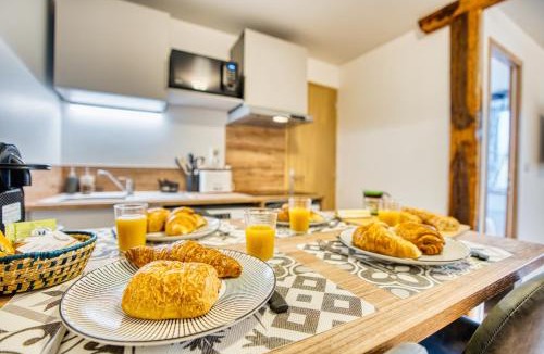 Banassac Apartment | Les Hourtous Netflix Wi-Fi Fibre Terasse 4 pers