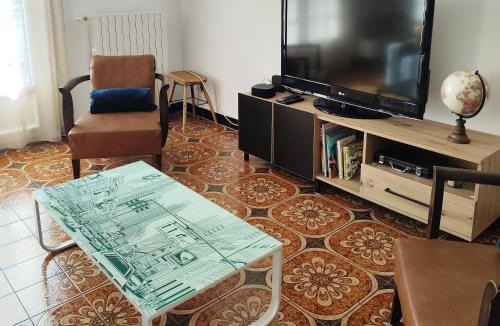 Digoin Apartment | Les jardins Ducarouge 2 climatisé