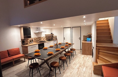 Chalencon House | Les Oliviers d'Ardèche Dolce Via Vacation Rental—Accommodates up to 11 People