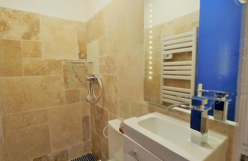 Biarritz City Centre Apartment | Les Petites Cyclades