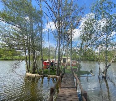 Saint-Leger-sur-Vouzance Apartment | Les Pichies, Bateau insolite, Le Nathalie Nath