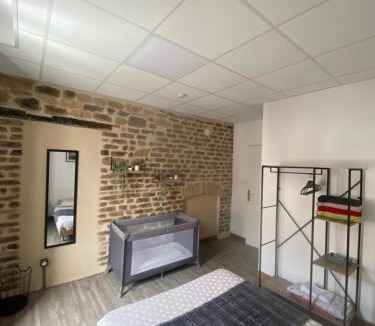 Digoin Apartment | Les Pichies, T2 Gloria, centre ville