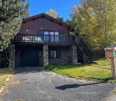Eyne 2600 Ski Chalet | Les sapins