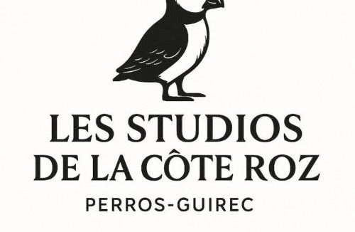 Perros-Guirec House | Les Studios de la Côte Roz - Voyageur Solo - Vue Mer