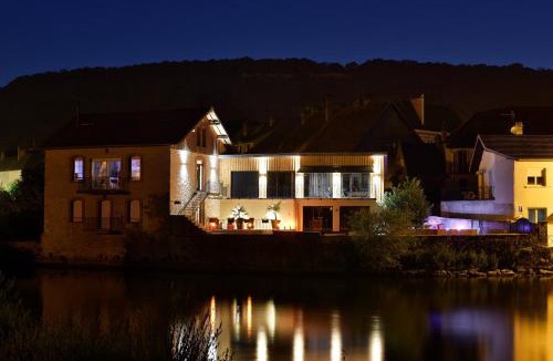 Ornans Bed & Breakfast | LES TANNERIES Meilleures vue sur la rivière Chambres climatisées