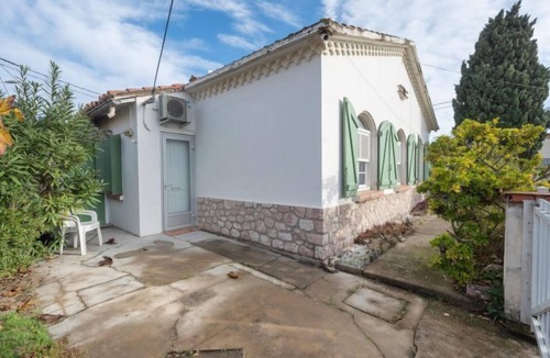 Canet-Plage House | Les violettes 2 by Interhome