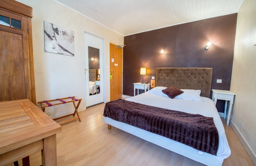 Tournon-d'Agenais Hotel | Les Voyageurs