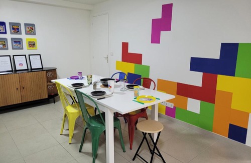 Meaux Apartment | LevelUp Disneyland Family