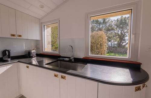 Saint-Philibert Ski Chalet | Lighthouse cottage 3* – exceptional seaview
