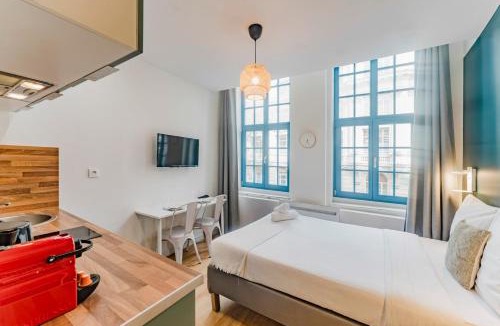 Lille Centre Ville Apartment | Lille Grand Place - Nice and equipped studio!