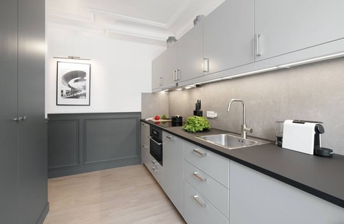 Quartier de la Porte-Saint-Denis Apartment | LivinParis | Luxury AC 3 Bedrooms Opera II