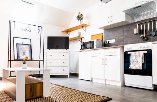 Serris Apartment | LMK