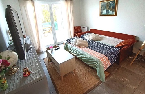 Montmagny Apartment | Located in a typical area, very close to Paris center. Perfect for families!