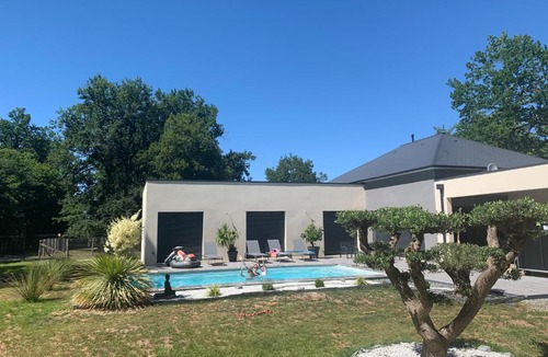 Soulitre Villa | Location 24h du Mans villa 5 chambres avec piscine
