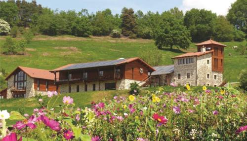 Saint-Pierre-Eynac Hotel | Lodge LES JARDINS D'ESPALADOUS