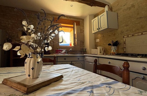 Promilhanes Cottage | lodging in dovecote