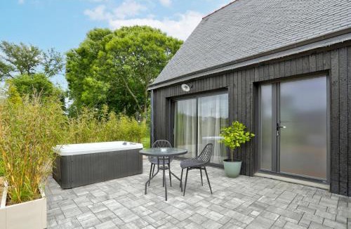 Plumergat House | Loft chic avec Jacuzzi