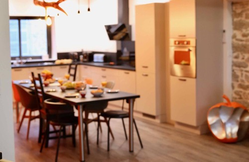 Villalbe House | Loft Chocolatine Piscine et Trampoline, Hameau de Carcassonne