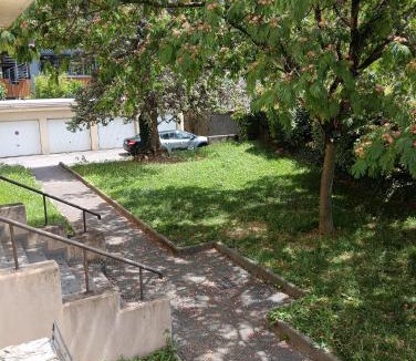 Saint-Martin-le-Vinoux Apartment | Loft EDF CEA DTG UFPI SCHNEIDER