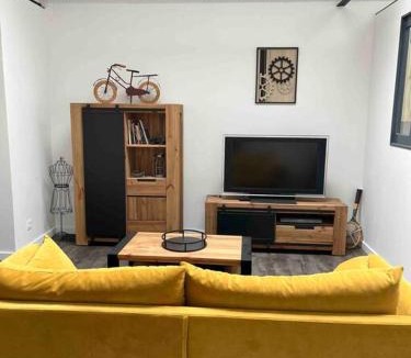 Vierzon House | Loft relais Cœur de France climatisé