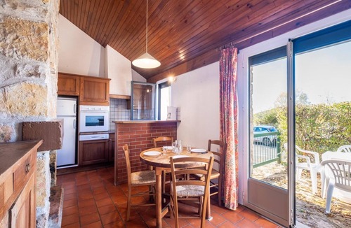 La Canourgue House | Logement 2/4 Personnes - Village de Gites des Bruguières