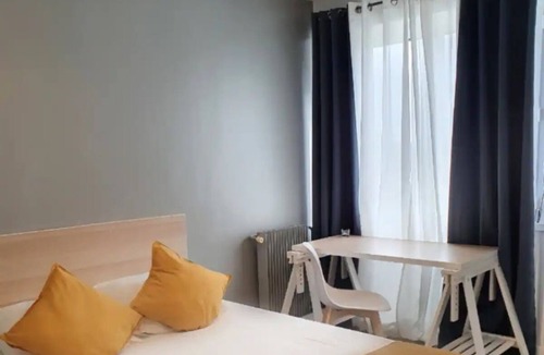 Parc aux lievres Apartment | Logement 5 Chambres à 15min de la Gare D'évry-courcouronnes