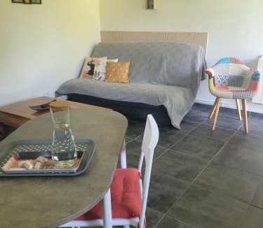Pommeuse Apartment | Logement entier Gîte du hérisson 4 personnes