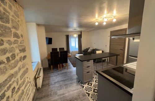Champagnole Apartment | Logement entier : Superbe appartement centre ville