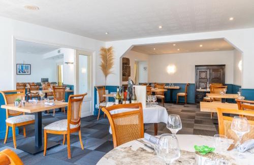 Saint-Thegonnec Loc-Eguiner Hotel | Logis Auberge Saint Thégonnec & son Restaurant