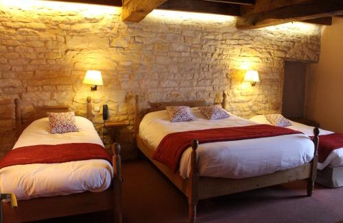 Cormatin Hotel | Logis Hôtel La Fleur de Lys