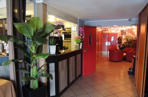 Villeparisis Hotel | Logis Hôtel - Le Relais du Parisis