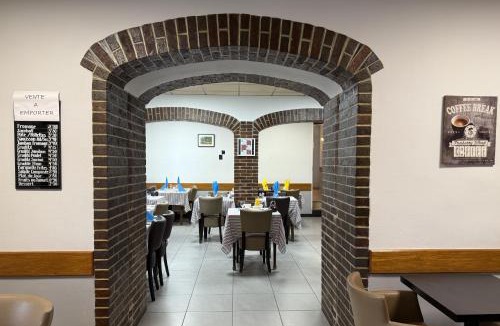Le Theil Hotel | Logis hôtel restaurant Auberge de la Cloche
