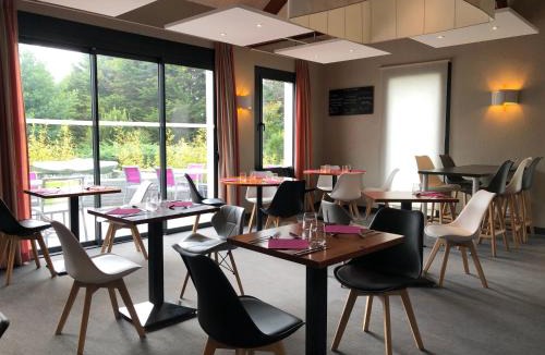 Plerin Hotel | Logis Hotel Restaurant Au Chêne Vert, Saint-Brieuc