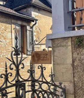 Volnay House | Logis Saint Vivant