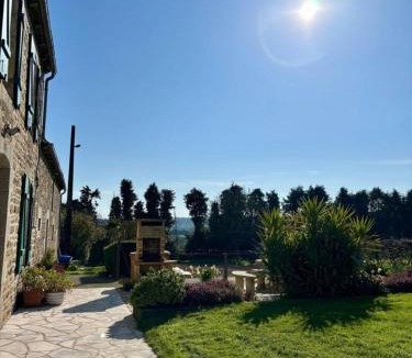 Tredaniel House | Longère bretonne avec jardin à Trédaniel