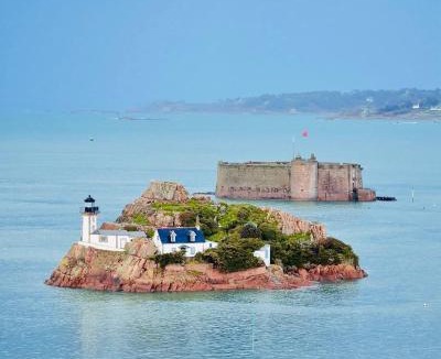 Plougasnou House | Longère champêtre à deux pas de la mer - 4 personnes