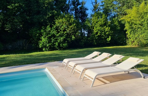 Locoal-Mendon House | Longère de Caractère Près D'auray Avec Piscine