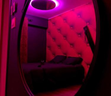 Bonnetable Apartment | Love room avec jacuzzi privé