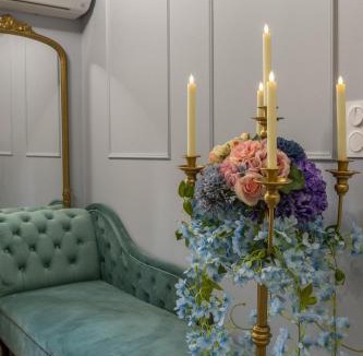 Cebazat Apartment | Love Room Loft - Lady Violet Bridgetown Spa Balnéo