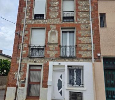 Saint-Assiscle Apartment | Love Room romantique avec Jacuzzi 2 places