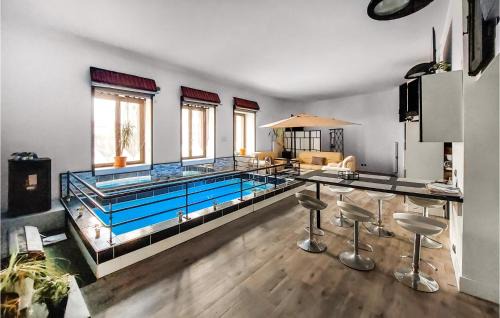 Saint-Bonnet-le-Chateau Apartment | Lovely Apartment In Saint-Bonnet-Le-Châtea