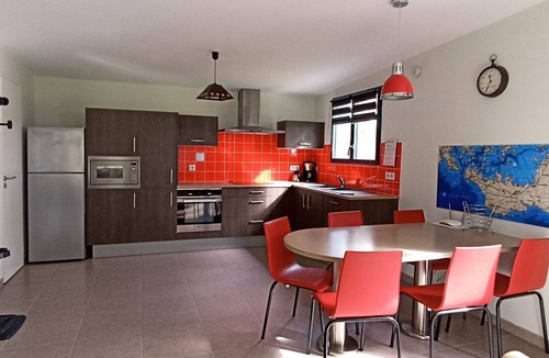 Le Tour-du-Parc Cottage | lovely gite with swimming pool close to the beach