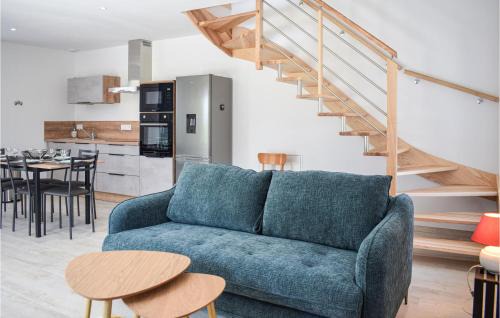 Canihuel House | Lovely Home In Canihuel With Heated Swimming Pool
