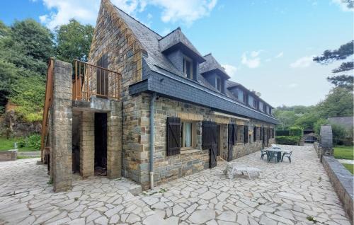 Saint-Thurien House | Lovely Home In Saint-Thurien With Wifi