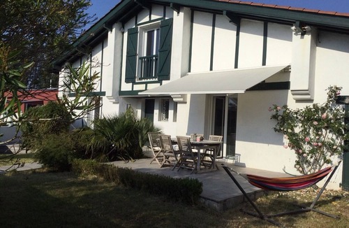 Saint-Jean-de-Luz Villa | Lovely House with Pool near Erromardie Beach in Saint-Jean-de-Luz