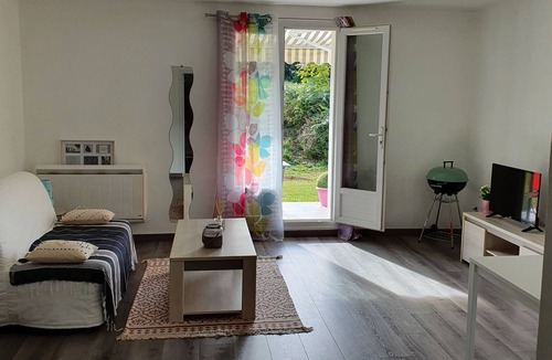 Ahetze Apartment | Lovely, quiet apartment for 4 people