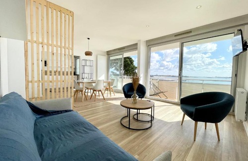 Larmor-Plage Apartment | Lovely T1 d architecte de standing Vue mer 360