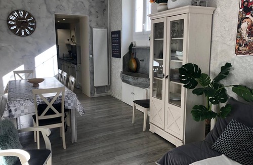 Bagneres-de-Luchon House | Luchon Centre - Large, quiet house for 9 people