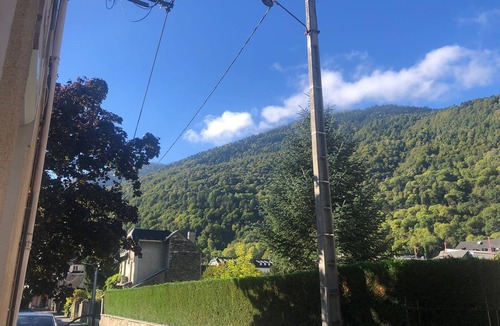 Bagneres-de-Luchon House | Luchon Centre - Large, quiet house for 9 people