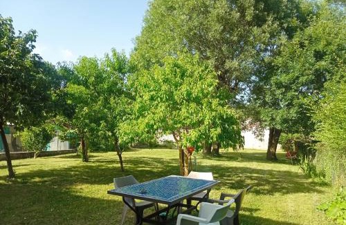Castelmoron-sur-Lot House | Lulu
